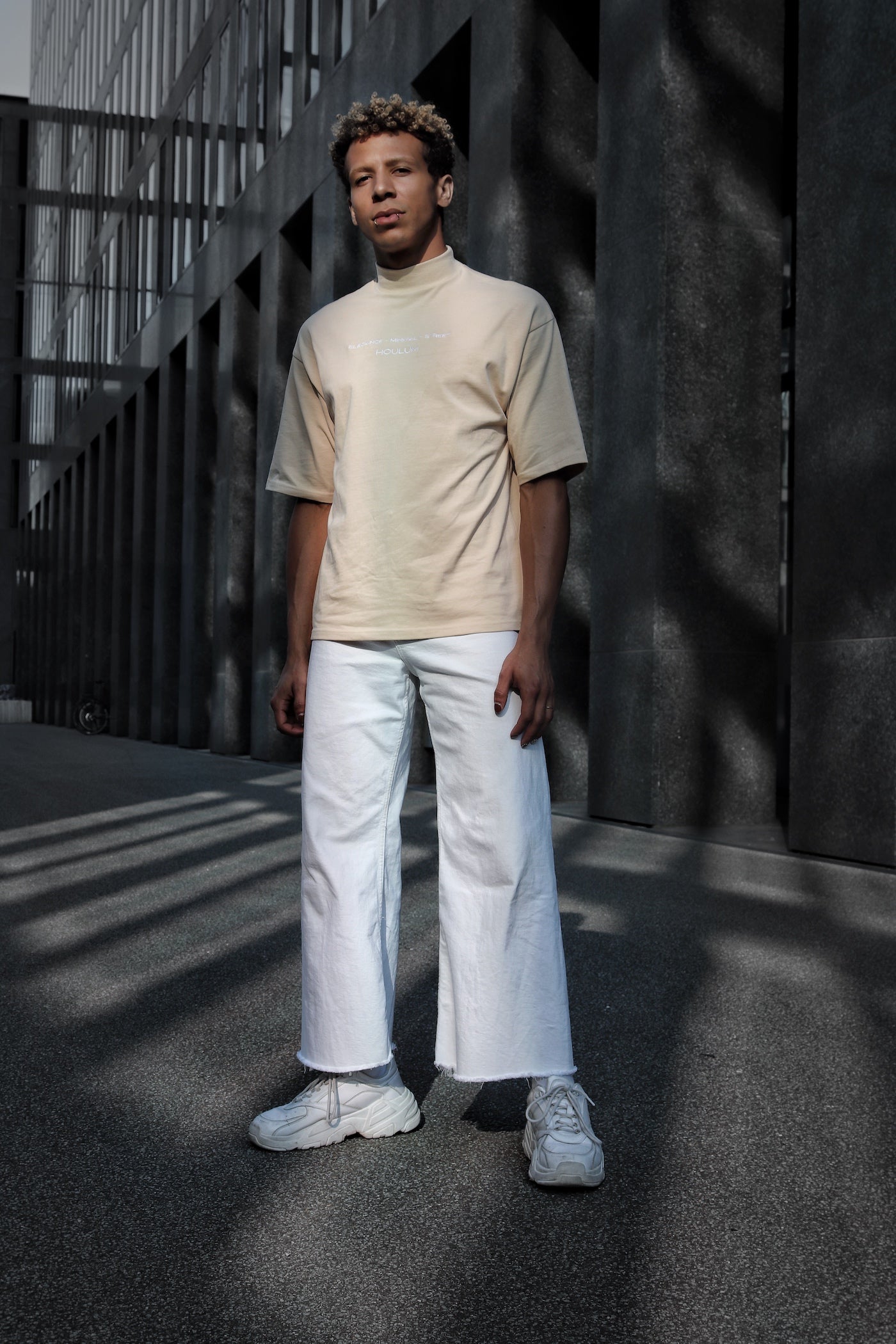 The Elegance Warrior T-Shirt – beige